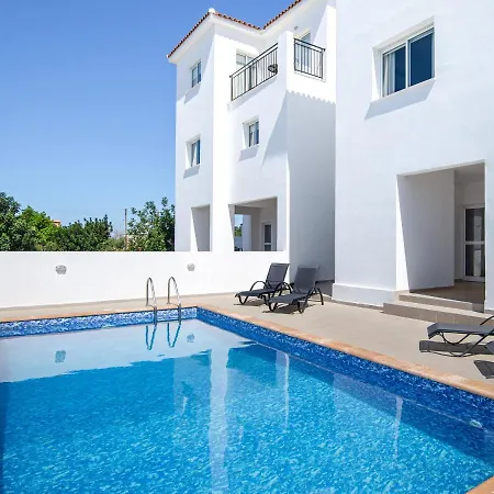 Villa Enjoy This Villa For Up To 8 People In The Sunsets Outside Paphos Just For You Tala