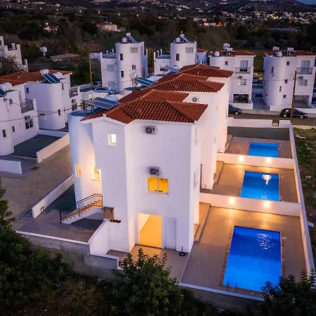 Enjoy This Villa For Up To 8 People In The Sunsets Outside Paphos Just For You Tala